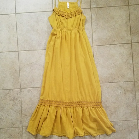 Xhilaration Dresses & Skirts - Xhilaration Sundress Mustard Spaghetti Scrap Lace